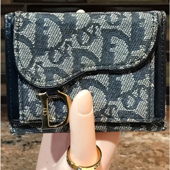 DIOR Signature Saddle Oblique Compact Trifold Wallet ๐โค๏ธโ๐ฅ๐ฅ - Picture 3 of 17